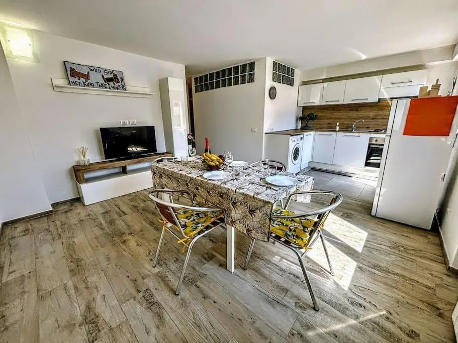 The Great Beach Apartment - Marina Di Carrara - location